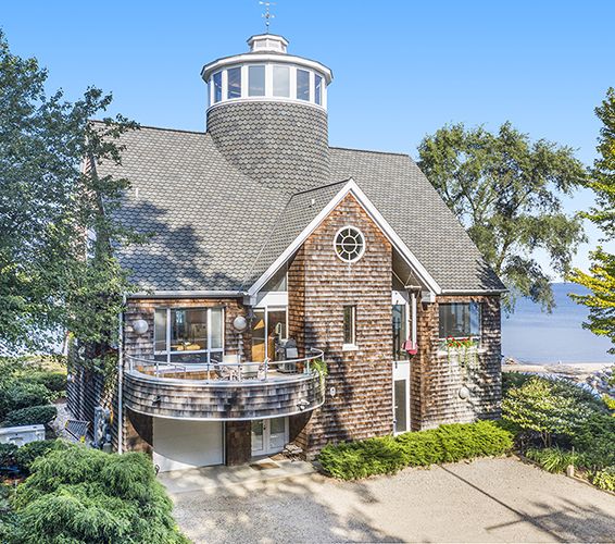 Lake Michigan Home in Fennville MI